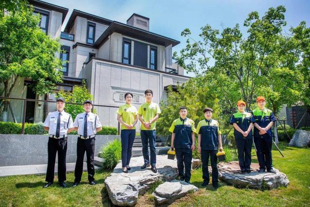 城市|加快推进“三年百城”战略：万物云城与哈工大（深圳）共建城市研究中心