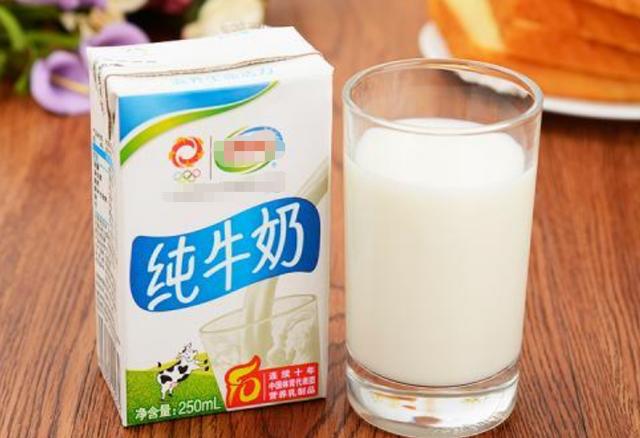 变味儿的“儿童奶”：调制乳冒充纯牛奶，家长却成箱给孩子买