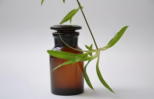 暴晒|清洗床上用品很麻烦？教你几个妙招，干净又除螨