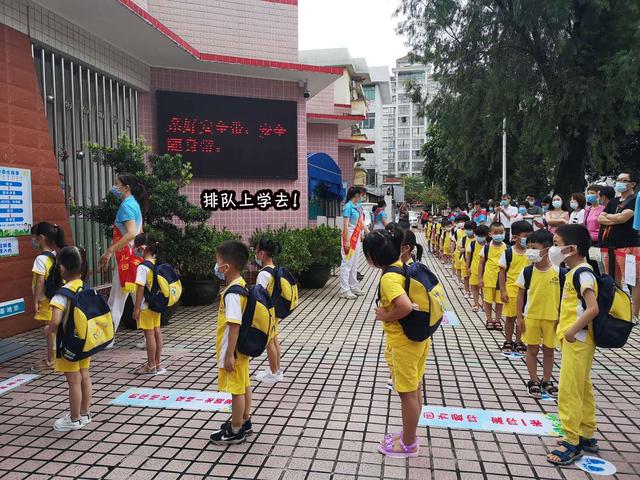 你的育儿经|幼儿园特殊开学日，肇庆萌娃大秀“表情包”