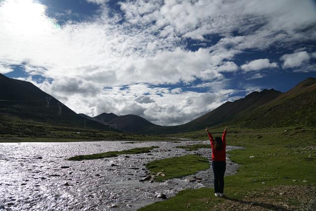 [世界那么大]广州夫妻自驾西藏DAY5，走最烂的川藏线看最美的风景，这里叫芒康