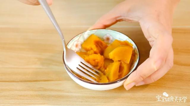 你的育儿经：宝宝把面汤也喝个底朝天！这一碗补锌增食欲、补水通便润肠