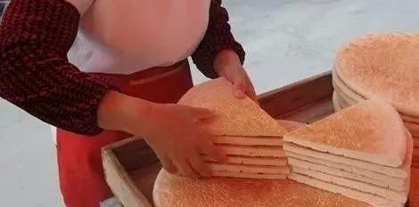 到三要不吃羊肉套，枉到三要！商洛名吃——三要羊肉套