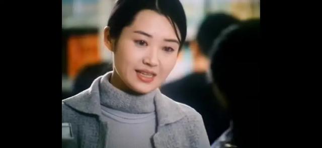 两须的猫|许晴小陶虹十几年前同框照，小陶虹漂亮洋气相当甜，许晴又土又村