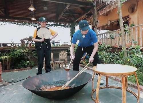 心动奶盖|向往出现大穿帮,熬蔗糖时锅还没洗成品就出来了,真当观众没常识