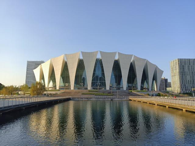 realme真我Q2评测：高刷与长续航兼顾的5G手机普及者