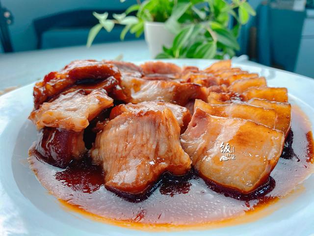 猪身上最好吃的一块肉，肥瘦相间似雪花，30块钱1斤，买到赚到