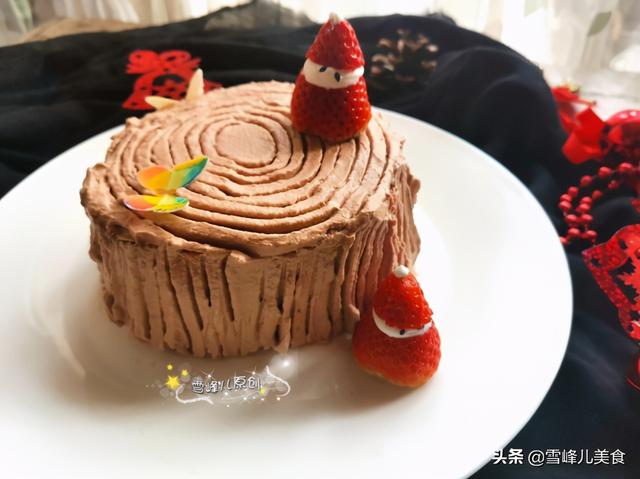 4个鸡蛋2颗草莓做出圣诞节美食，简单易做又好看孩子高兴的直跳