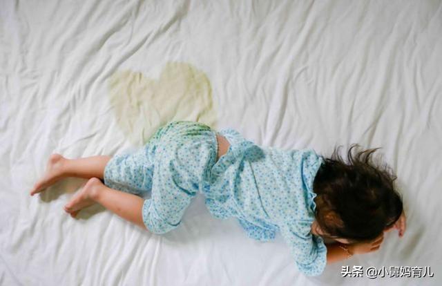 你的育儿经@给孩子断尿不湿屡试屡败?妈妈忽略了孩子的这几个“信号”