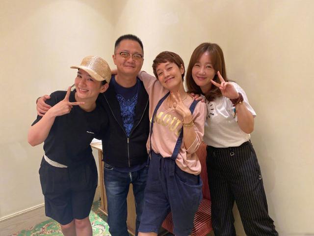 月影浓|《还珠3》小燕子和紫薇17年再聚首，与当年对比，紫薇变化挺大