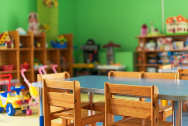 [你的育儿经]宝妈分享：让孩子读完一年12万的幼儿园后，我后悔了！