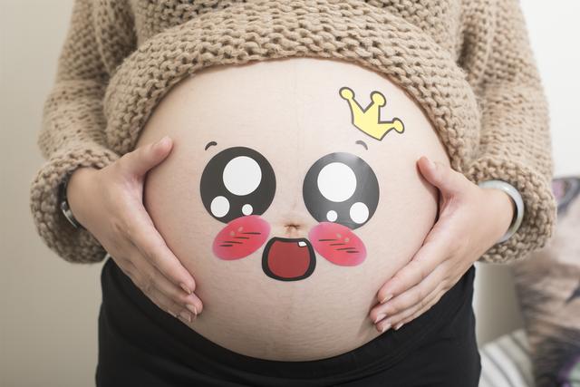 #超级宝妈#一张图告诉你母亲多伟大：怀孕后，腹腔中的器官都被挤到这些地方