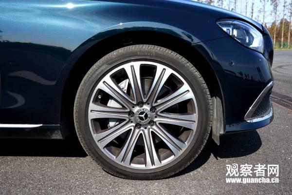 试驾奔驰E350L 4MATIC：绩优生的正常发挥