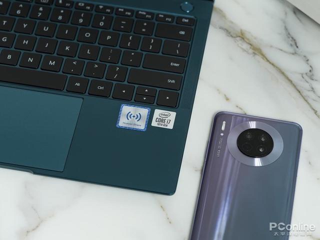 「勇哥科技」华为MateBook X Pro 2020款:多变颜色 优秀体验