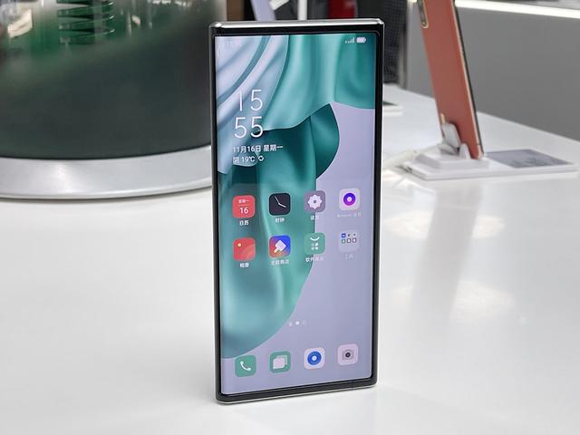 OPPO X 2021卷轴屏概念机图集 展开就是未来科技