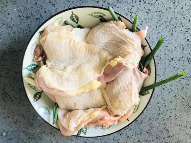 照烧鸡腿：做法很简单，肉嫩多汁超好吃
