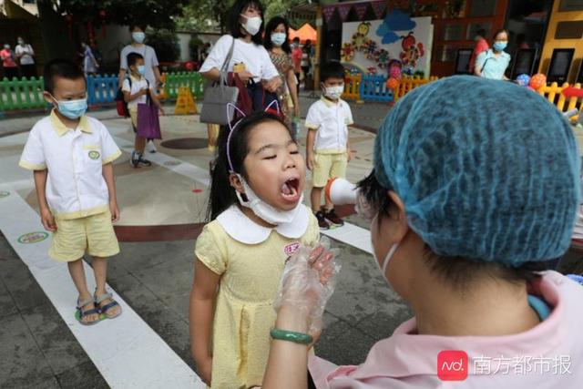 超级宝妈|自愿原则！广州幼儿园返园复课首日，过半“神兽宝宝归笼”