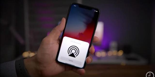 环球网▲苹果明年发无孔iPhone这件事，开始有苗头了