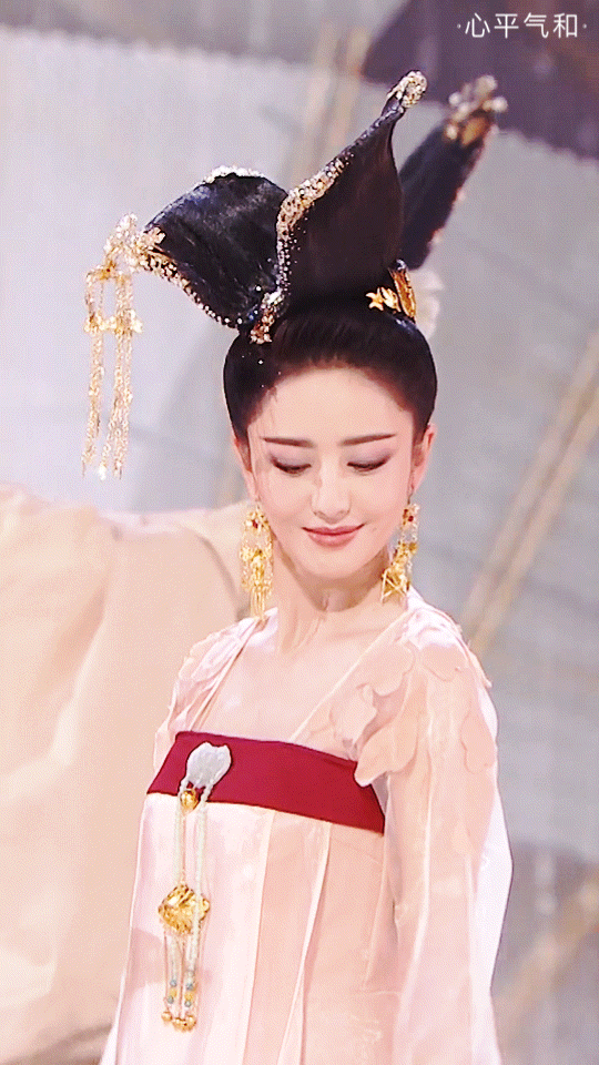 灰色的漩涡|惊为天仙的佟丽娅！