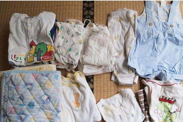 【超级宝妈】亲戚给的“旧衣服”可以要，但这四样就婉拒吧，用了有风险