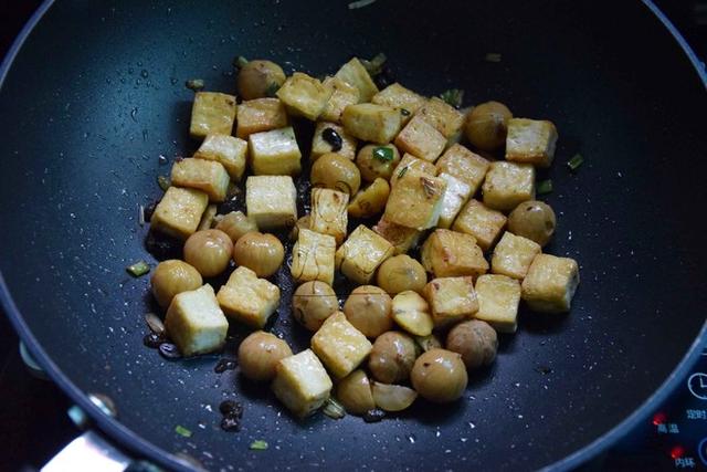 【你的育儿经】4月吃这“植物肉”,一周吃2次,孩子个头蹭蹭长