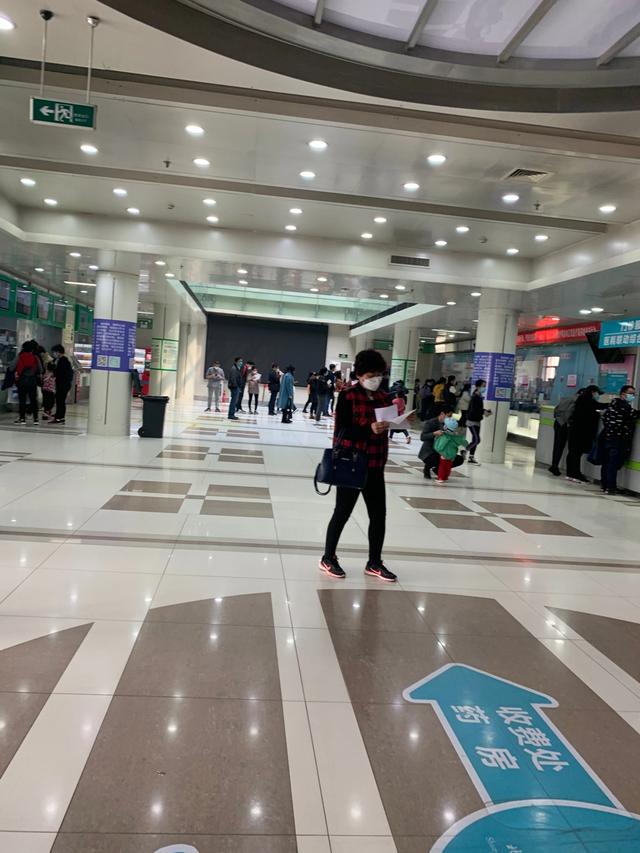 超级宝妈:记录疫情带娃去医院