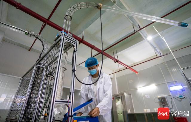 佳美|组图丨海南海口：全生物降解塑料制品企业订单增长赶工忙