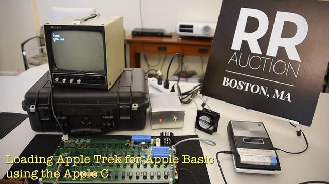 苹果联合创始人的手绘Apple II电路原理图拍出63万美元高价