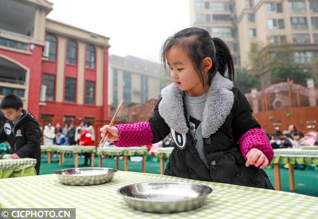 四川华蓥：幼儿生活技能赛起来