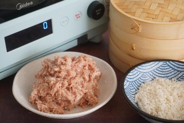 软糯Q弹的珍珠糯米丸子，咬一口香甜软糯，简单好做，不用泡米