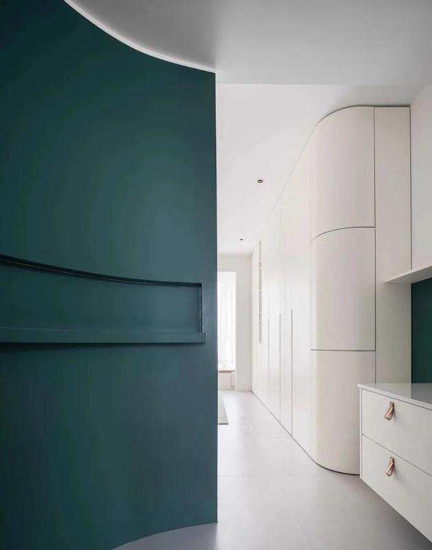 仅仅花了20万元，就把137平米的四居室装修的美轮美奂