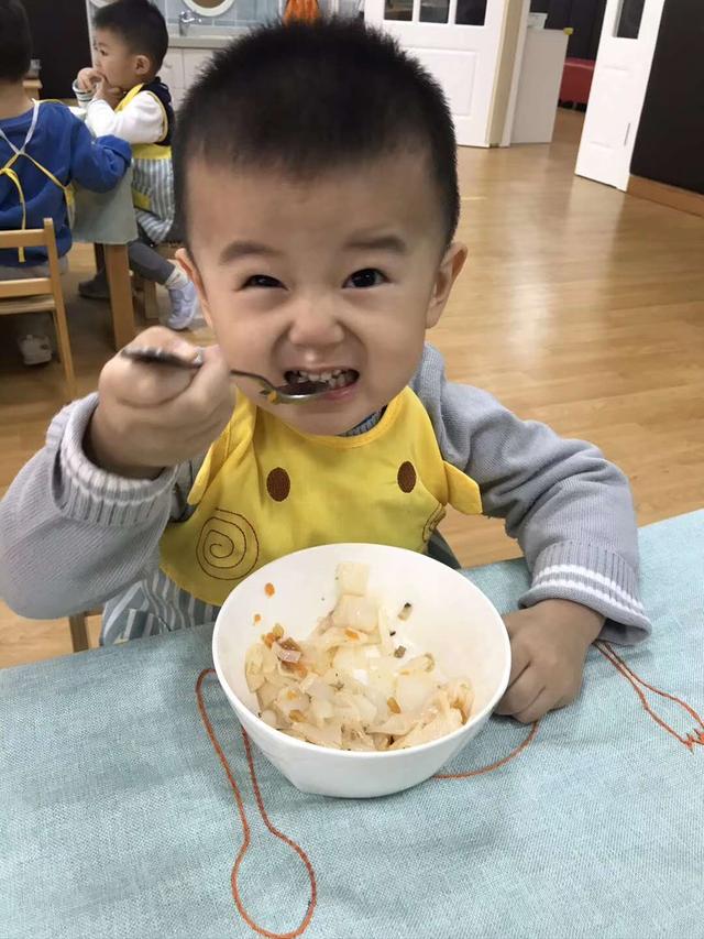「你的育儿经」疫情期间，宝宝应该怎么吃？幼儿园园长来支招