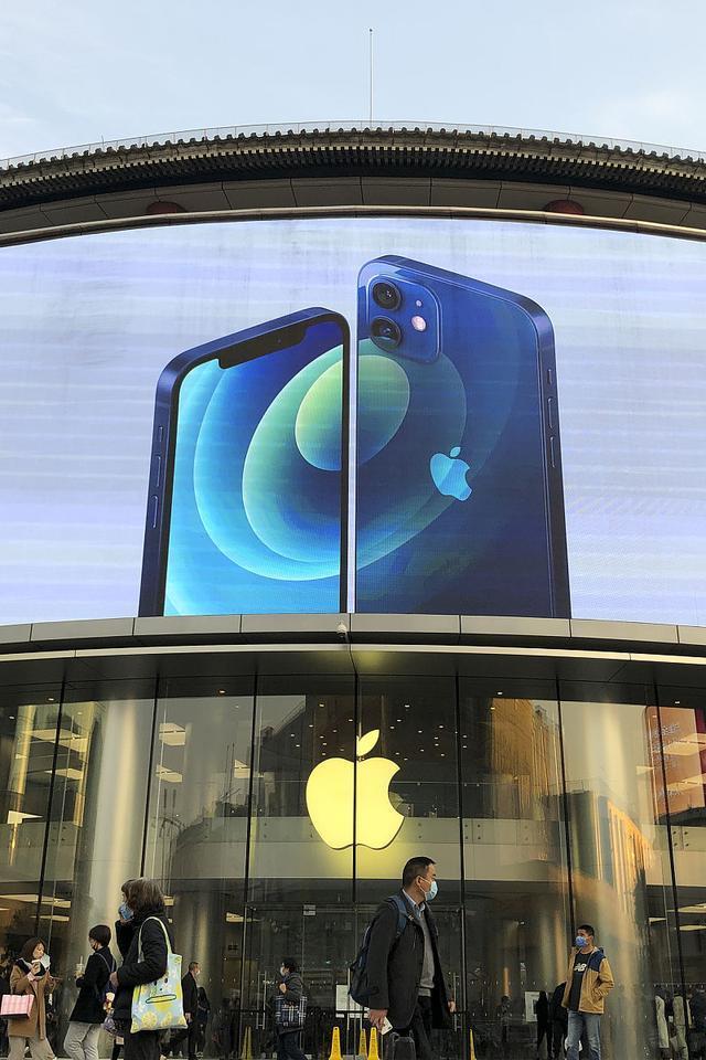 iPhone 12发售已有一段时间，你认为吐槽的地方有哪些？