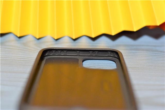 白色iPhone 12到了，保护套、快充头种草也到了