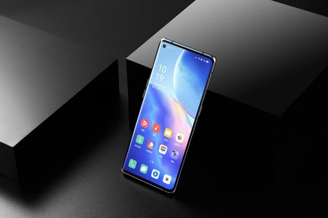 OPPO Reno5 Pro+艺术家限定版官方图赏