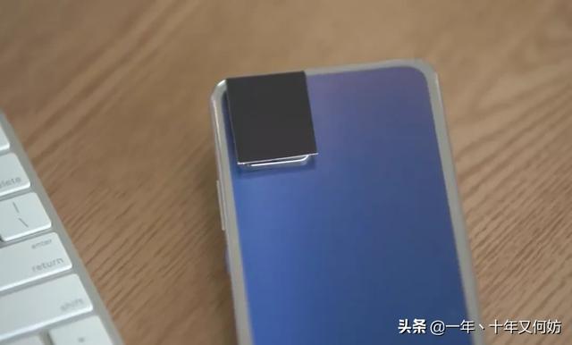 vivo官宣手机背盖电致变色技术