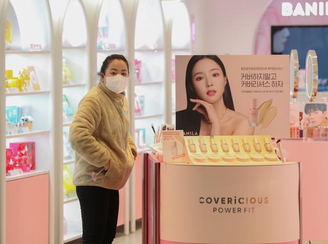 实体店|新冠疫情重挫韩国美妆实体店