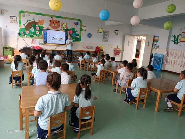 幸福的小调|周营镇中心幼儿园凝心聚力抗疫情