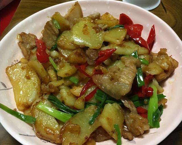 精选40款菜肴分享，简单美味营养丰富，深受家人的喜爱