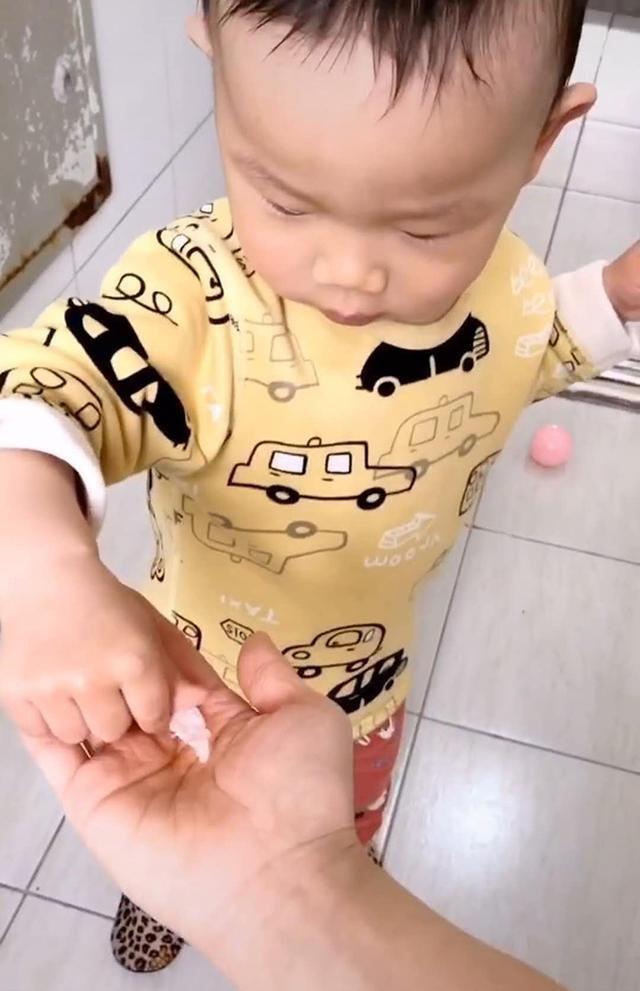 #你的育儿经#孩子心智总成熟不了?专家:爸妈这样来示弱,儿子表现妥妥地