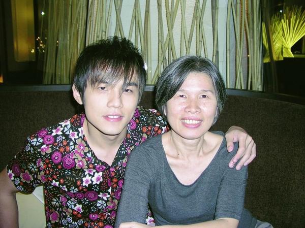 【超级宝妈】扬长避短，善于发现孩子的闪光点——进行个性化教育