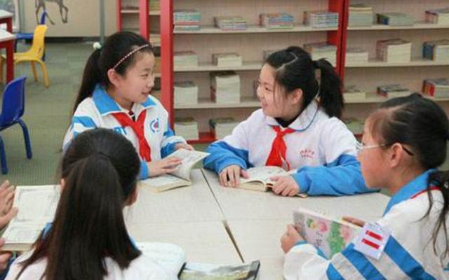 『你的育儿经』“凭啥让我儿子帮忙？”老师让优生辅导差生，家长怒讨说法