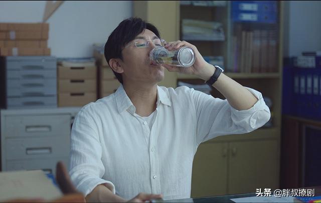 跳跳糖|《隐秘的角落》组团秀演技？秦昊炸裂的演技只是外行人的热闹