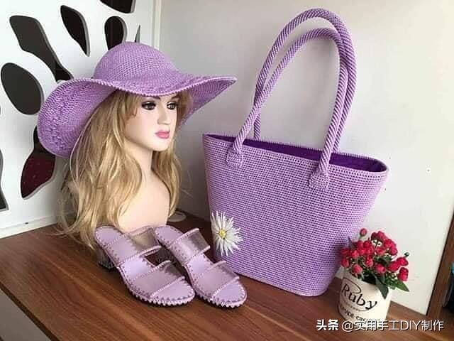 普拉达女王「针织作品」精美的帽子和包包套装,时尚的你值得拥有