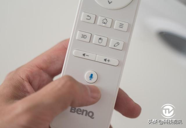 轻松驾驭！E往无前！明基E530智能投影仪新典范