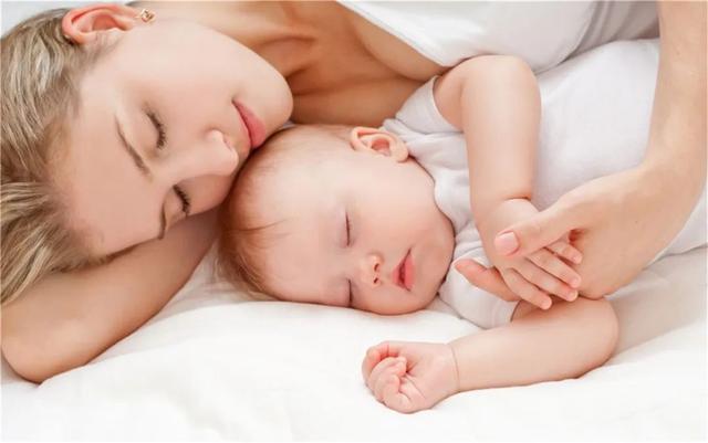 小树丫：宝宝睡眠的7个烦恼，教你逐一击破