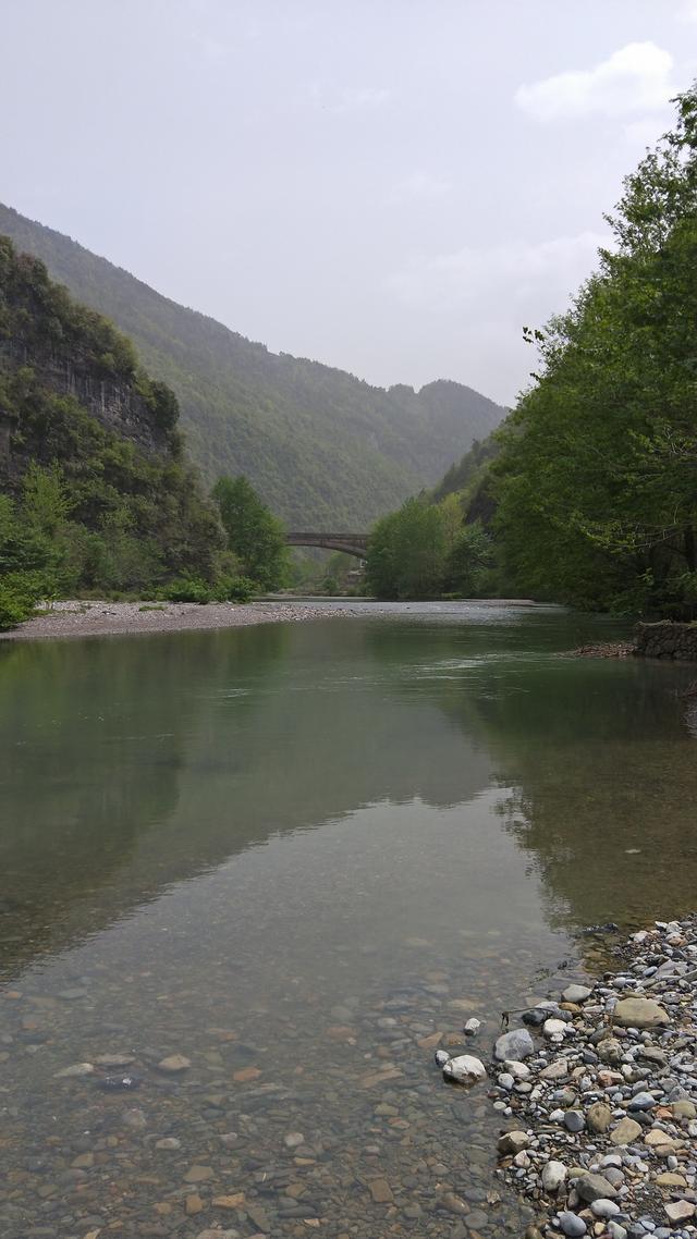 【世界那么大】游建始五家河景阳关