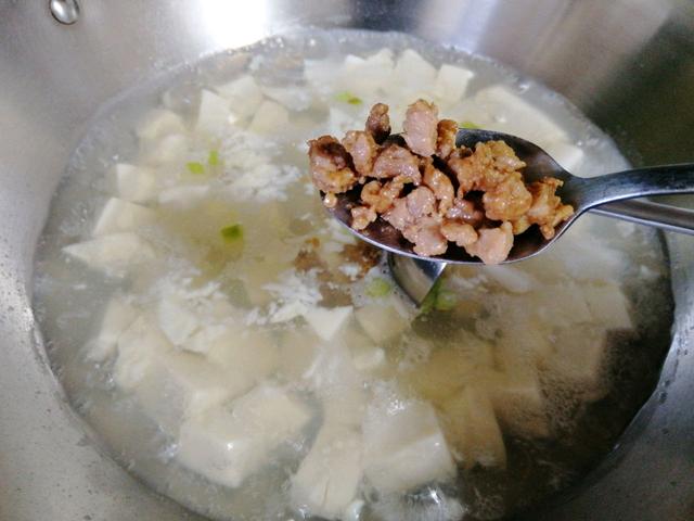 冬天就馋这碗羹，1块豆腐就搞定，鲜嫩爽滑，一碗下肚浑身暖
