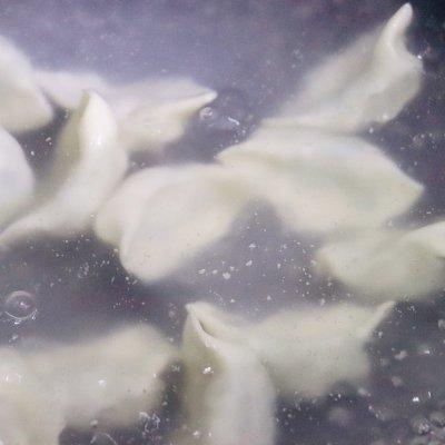 荠菜饺子：冬至到，该吃饺子了