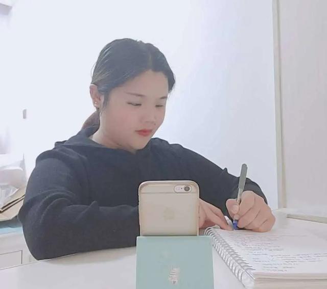#你的育儿经#严格防控 筑牢病毒隔断屏障—县同和幼儿园全力做好疫情防控开学前消毒工作